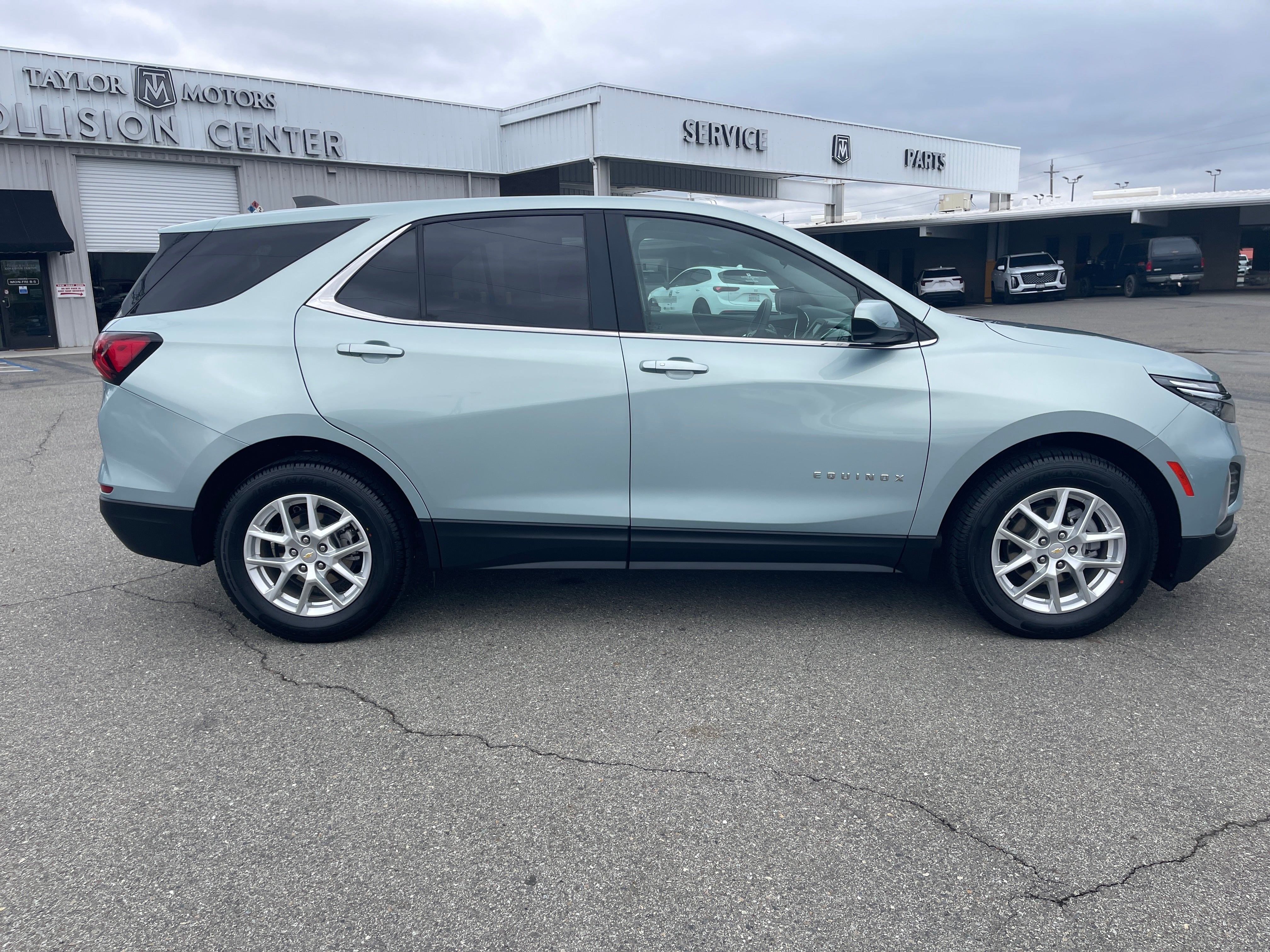 2022 Chevrolet Equinox — interior view